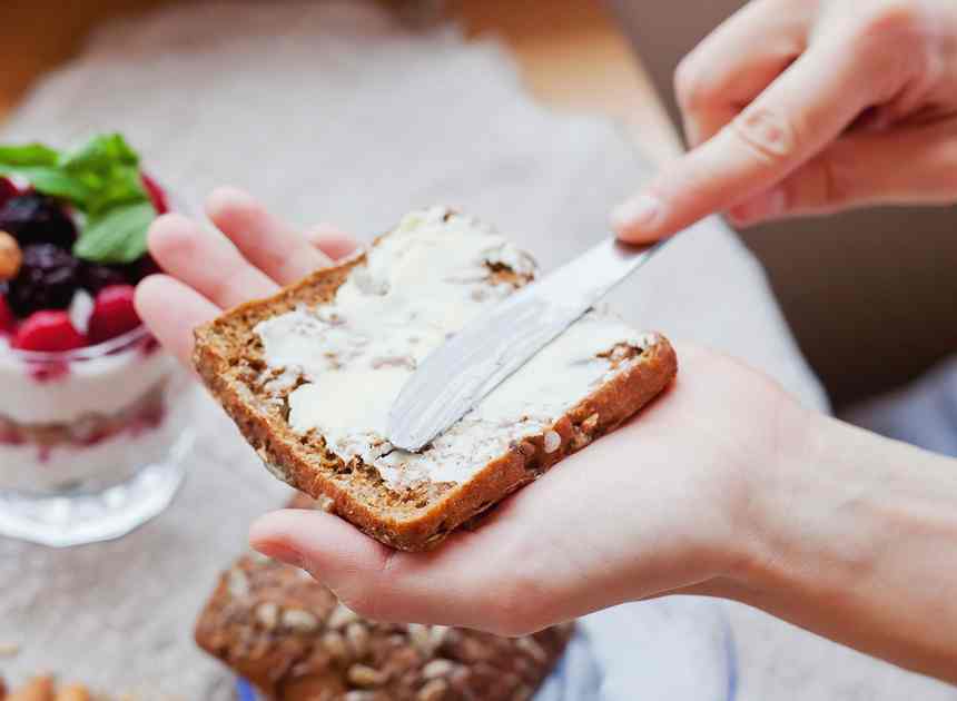 The Worst Breakfast Habits for Your Waistline, Say Dietitians